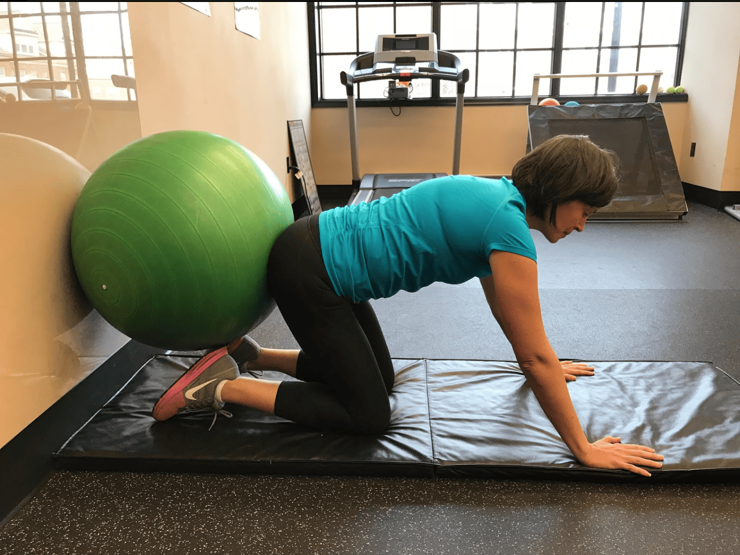 Postpartum Pain Chiropractic Care and Physical Therapy Sport & Spine